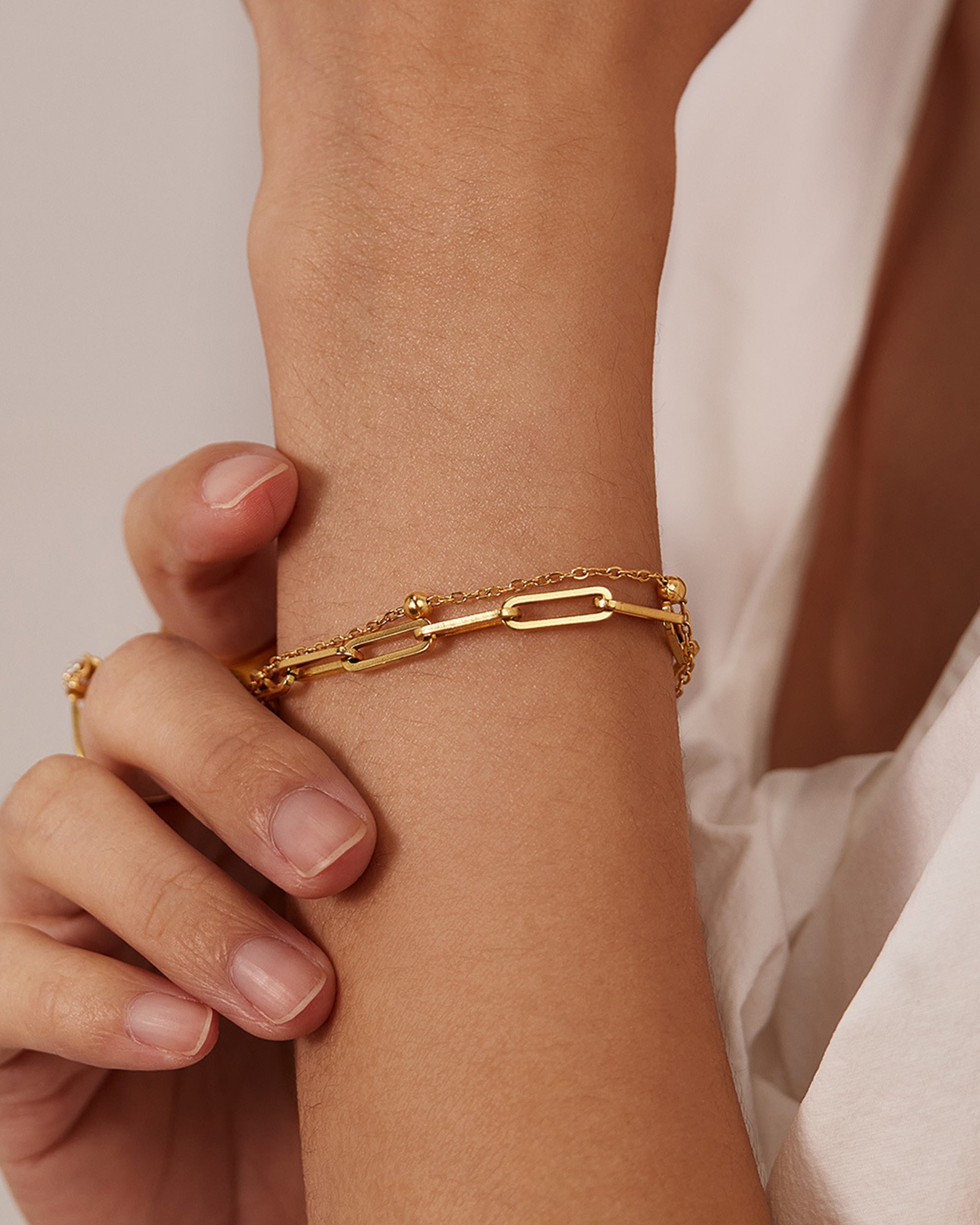 Dazzling Gleam Chain Bracelet