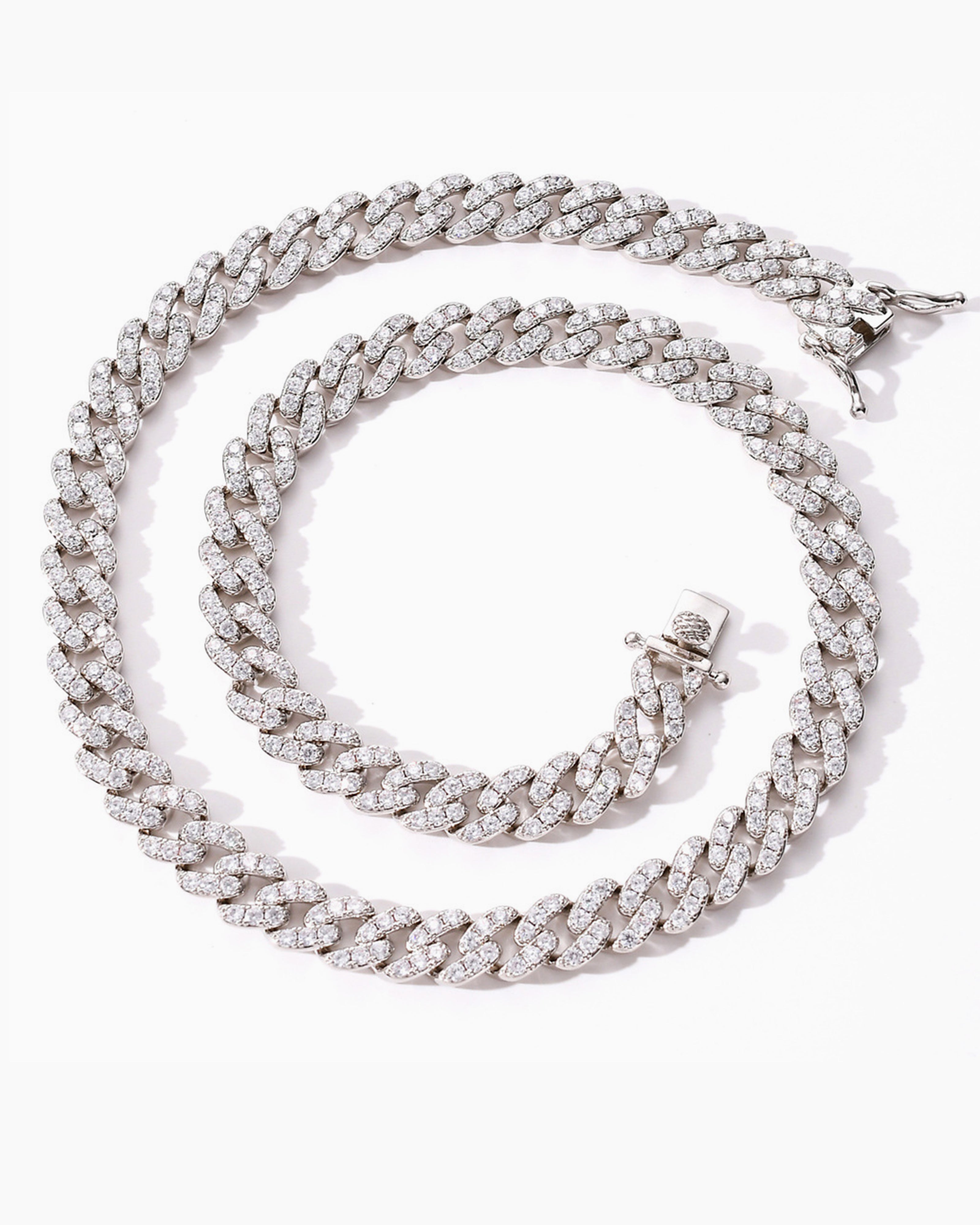 Dazzling Interlaced Crystal Pet Collar